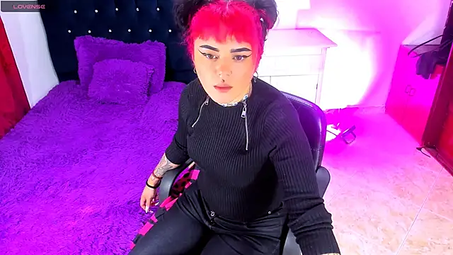 Snapshot of Alaska_atm chatting on January 15, 2025, 8:05 pm Alaska atm online show from January 15, 2025, 8:05 pm