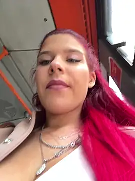 RiriRoseey online show from April 29, 2026, 7:23 am