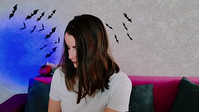 Miss Arwen online show from October 23, 2025, 4:23 am