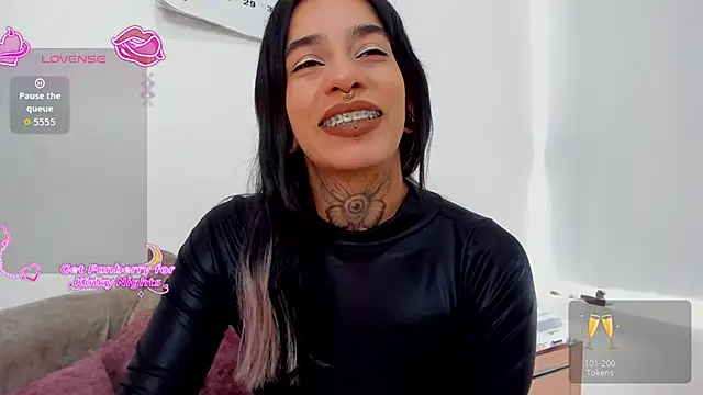 quimeralady online show from July 10, 2026, 9:50 pm