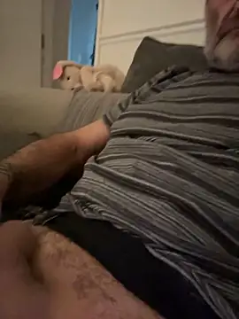 Snapshot of Shyboy817 chatting on November 14, 2025, 2:32 am Shyboy817 online show from November 14, 2025, 2:32 am