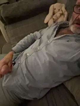 Snapshot of Shyboy817 chatting on December 14, 2025, 8:24 pm Shyboy817 online show from December 14, 2025, 8:24 pm