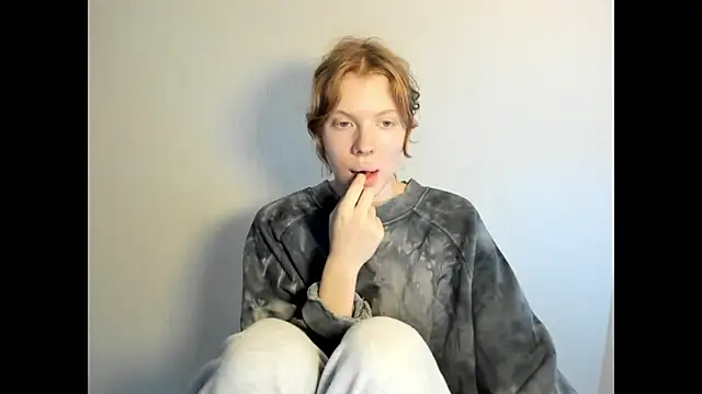 Snapshot of StellaDavis chatting on November 27, 2025, 8:05 am StellaDavis online show from November 27, 2025, 8:05 am