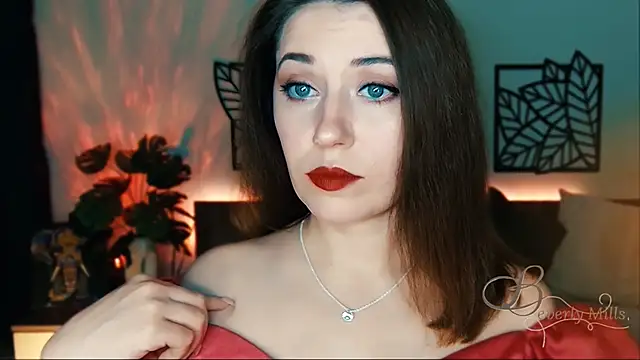 Snapshot of MissBeverlyMills chatting on February 2, 2025, 6:10 pm MissBeverlyMills online show from February 2, 2025, 6:10 pm