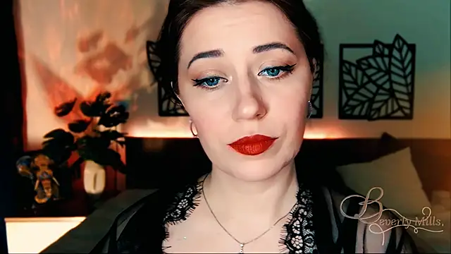 Snapshot of MissBeverlyMills chatting on March 9, 2025, 7:05 pm MissBeverlyMills online show from March 9, 2025, 7:05 pm