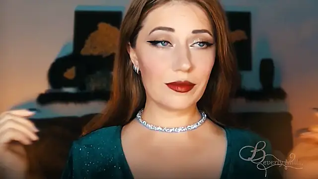 Snapshot of MissBeverlyMills chatting on September 18, 2025, 8:00 pm MissBeverlyMills online show from September 18, 2025, 8:00 pm