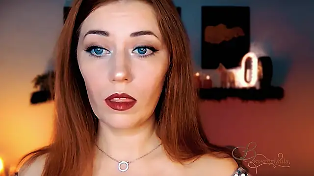 Snapshot of MissBeverlyMills chatting on November 15, 2025, 2:53 am MissBeverlyMills online show from November 15, 2025, 2:53 am