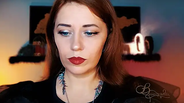 Snapshot of MissBeverlyMills chatting on November 17, 2025, 3:12 am MissBeverlyMills online show from November 17, 2025, 3:12 am