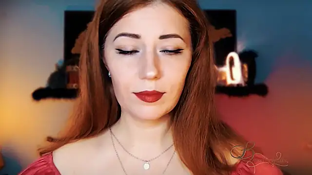 Snapshot of MissBeverlyMills chatting on November 20, 2025, 4:12 am MissBeverlyMills online show from November 20, 2025, 4:12 am