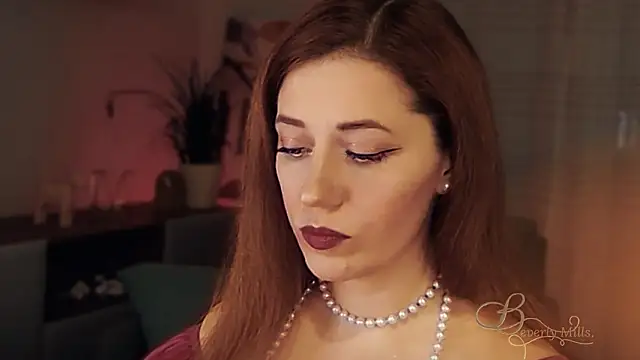 Snapshot of MissBeverlyMills chatting on January 18, 2026, 4:49 am MissBeverlyMills online show from January 18, 2026, 4:49 am