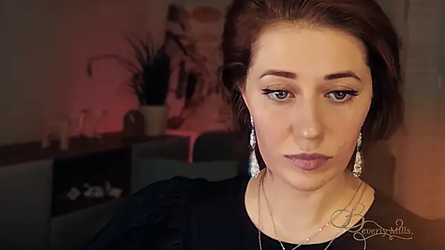 Snapshot of MissBeverlyMills chatting on January 18, 2026, 7:39 pm MissBeverlyMills online show from January 18, 2026, 7:39 pm