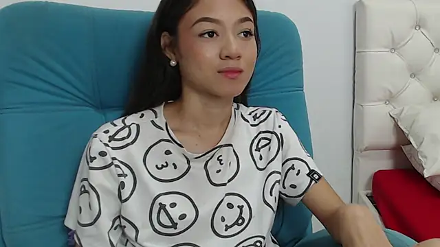 Snapshot of hantonella_ chatting on December 27, 2024, 3:04 pm hantonella online show from December 27, 2024, 3:04 pm