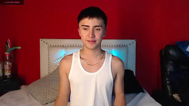 Snapshot of santi-fabulous chatting on December 30, 2024, 1:37 am santi-fabulous online show from December 30, 2024, 1:37 am