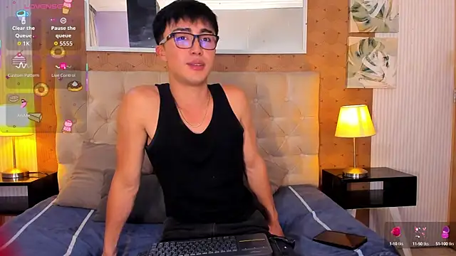 Snapshot of santi-fabulous chatting on September 29, 2025, 8:24 pm santi-fabulous online show from September 29, 2025, 8:24 pm