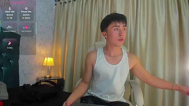 Snapshot of santi-fabulous chatting on September 30, 2025, 9:53 pm santi-fabulous online show from September 30, 2025, 9:53 pm