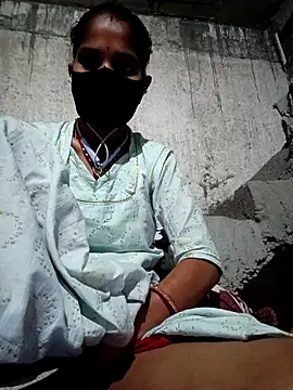 Snapshot of Anushka_Ji chatting on March 14, 2025, 5:02 pm Anushka Ji online show from March 14, 2025, 5:02 pm