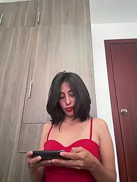 Snapshot of Anahi_cake chatting on April 29, 2026, 8:48 pm Anahi cake online show from April 29, 2026, 8:48 pm
