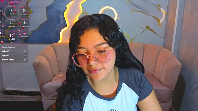 victoria castillo b online show from April 30, 2026, 7:53 pm