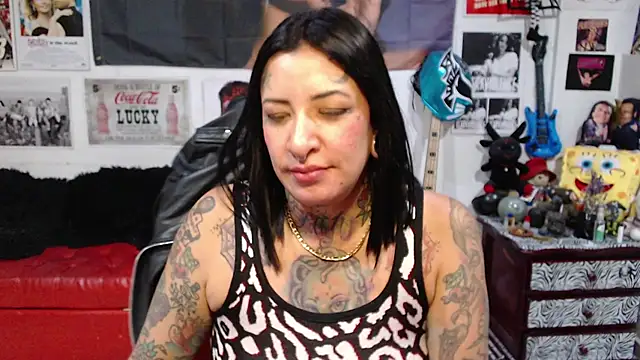 Rollyderolandia666 online show from February 13, 2025, 8:03 pm