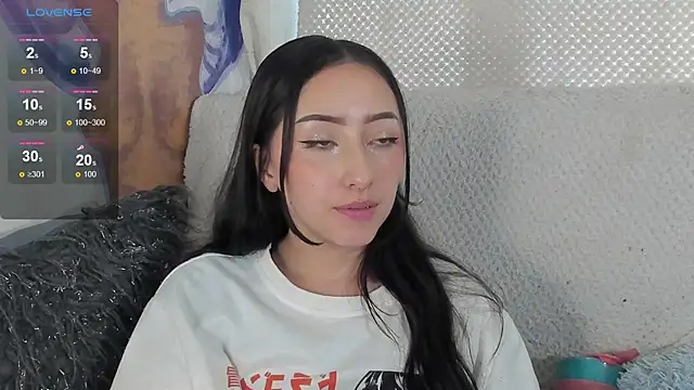 v1cky  online show from December 11, 2024, 9:45 pm