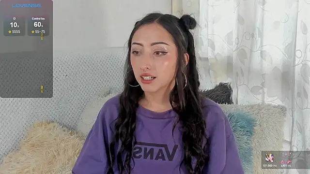 v1cky  online show from March 7, 2025, 9:27 pm