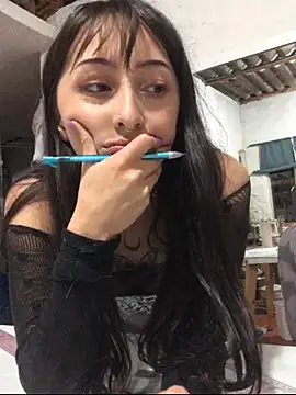 v1cky  online show from October 9, 2025, 12:41 am