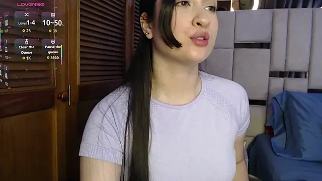 Snapshot of sofiaduque_26 chatting on May 11, 2026, 7:55 pm sofiaduque 26 online show from May 11, 2026, 7:55 pm