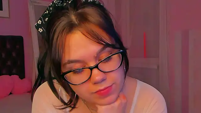 SelenaaSky online show from December 14, 2024, 3:07 am