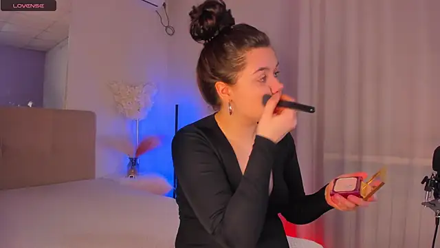 SelenaaSky online show from March 23, 2025, 6:37 am