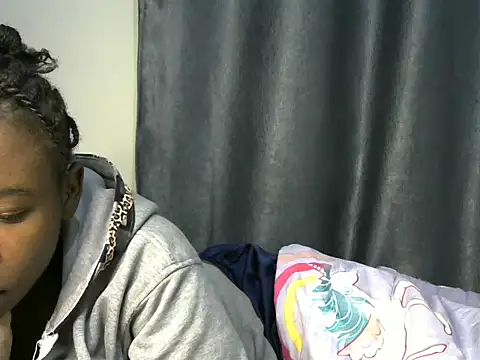 Snapshot of Novah_ chatting on June 23, 2026, 11:58 pm Novah online show from June 23, 2026, 11:58 pm