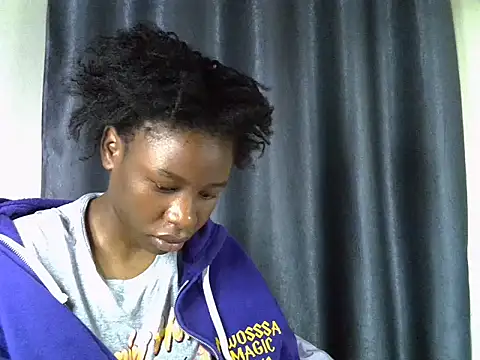 Snapshot of Novah_ chatting on July 9, 2026, 2:04 am Novah online show from July 9, 2026, 2:04 am