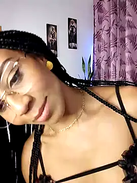 Charlotte Bayron online show from January 13, 2025, 4:07 am