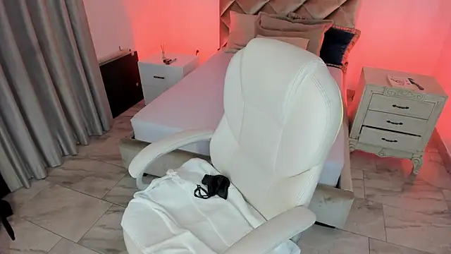 Snapshot of nakamura_sam chatting on December 19, 2024, 12:23 pm nakamura sam online show from December 19, 2024, 12:23 pm