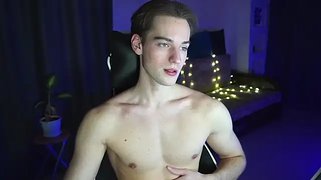 Litmate online show from December 17, 2025, 2:28 am