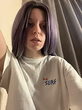 Snapshot of RinaMood chatting on December 22, 2024, 6:17 am RinaMood online show from December 22, 2024, 6:17 am