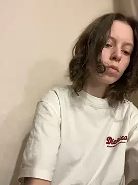 Snapshot of RinaMood chatting on October 21, 2025, 11:00 am RinaMood online show from October 21, 2025, 11:00 am