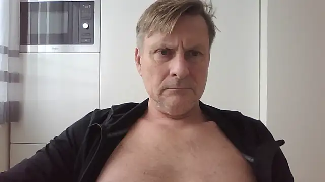 johnnym1 online show from January 13, 2026, 1:16 pm