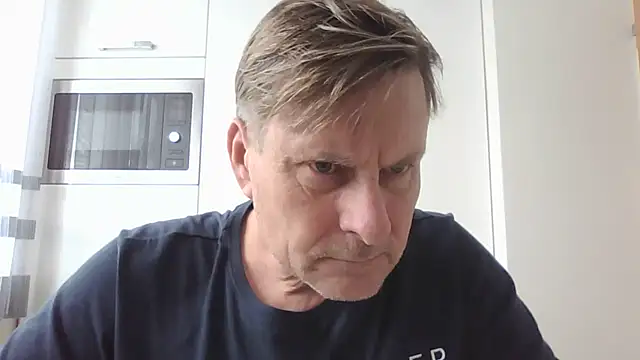 johnnym1 online show from February 16, 2026, 12:12 pm