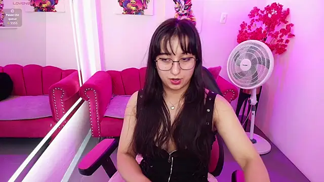 Snapshot of Miss_dolly_ chatting on May 11, 2026, 2:45 pm Miss dolly online show from May 11, 2026, 2:45 pm