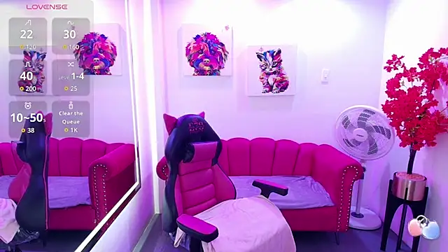 Snapshot of Miss_dolly_ chatting on July 7, 2026, 12:31 pm Miss dolly online show from July 7, 2026, 12:31 pm
