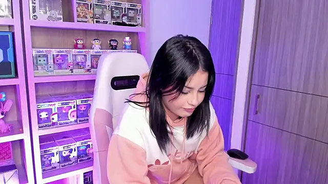 Snapshot of Victoria_se chatting on April 10, 2026, 5:12 am Victoria se online show from April 10, 2026, 5:12 am