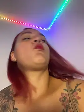 Snapshot of keirabbw chatting on July 18, 2026, 1:32 am keirabbw online show from July 18, 2026, 1:32 am