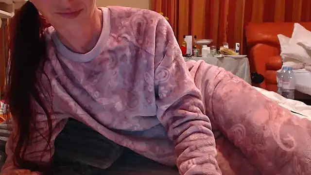 Snapshot of LovelyAndraGirl chatting on September 27, 2025, 12:26 am LovelyAndraGirl online show from September 27, 2025, 12:26 am