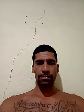 adriabis013 online show from January 12, 2026, 10:15 pm