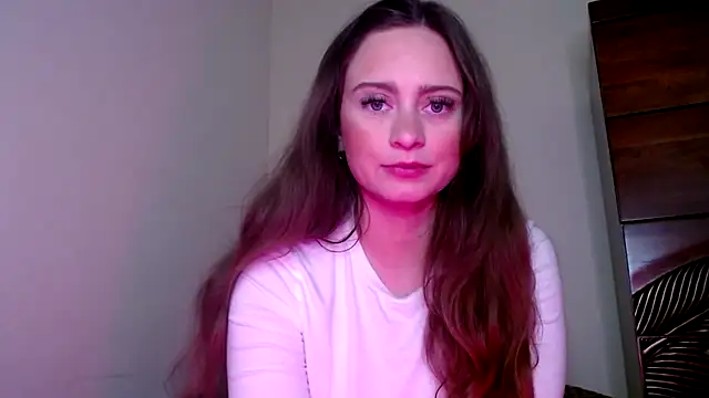 Sophie Raegan online show from December 18, 2024, 12:21 am