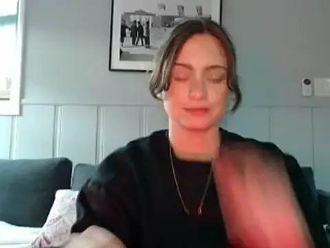 Sophie Raegan online show from February 24, 2025, 2:26 pm