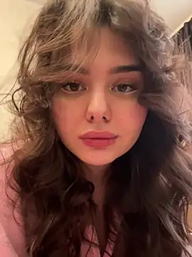 Snapshot of NikaMur chatting on February 2, 2025, 2:27 am NikaMur online show from February 2, 2025, 2:27 am