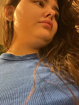 Snapshot of NikaMur chatting on February 6, 2025, 6:51 am NikaMur online show from February 6, 2025, 6:51 am