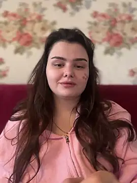 Snapshot of NikaMur chatting on February 14, 2025, 8:42 am NikaMur online show from February 14, 2025, 8:42 am