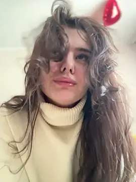 Snapshot of NikaMur chatting on February 28, 2025, 5:04 am NikaMur online show from February 28, 2025, 5:04 am